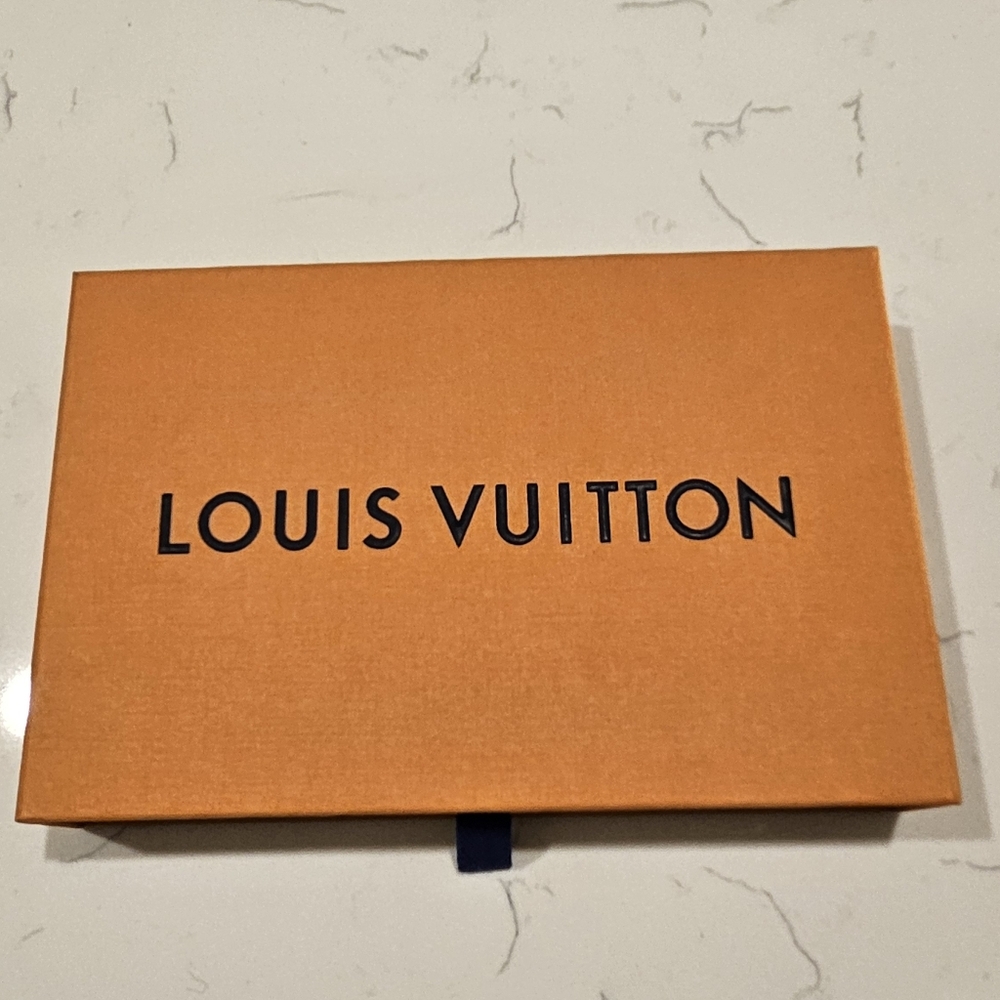 Louis Vuitton Wallet box (medium)